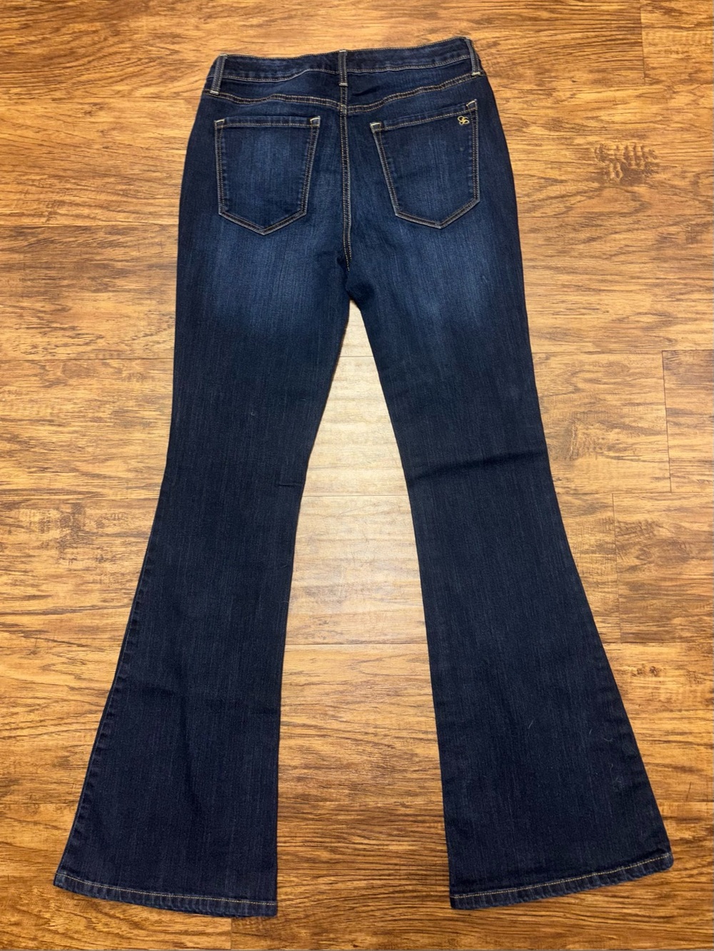 Jessica Simpson Adored High Rise Flare Jeans Size 29 - Picture 10 of 10